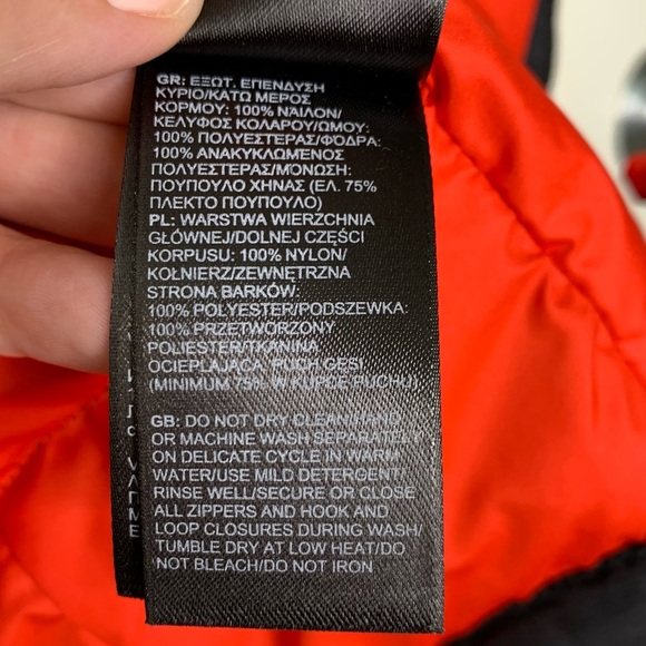 The North Face Women’s RU/14 Goose Down Color Block Vest Like New Size L - Picture 14 of 16